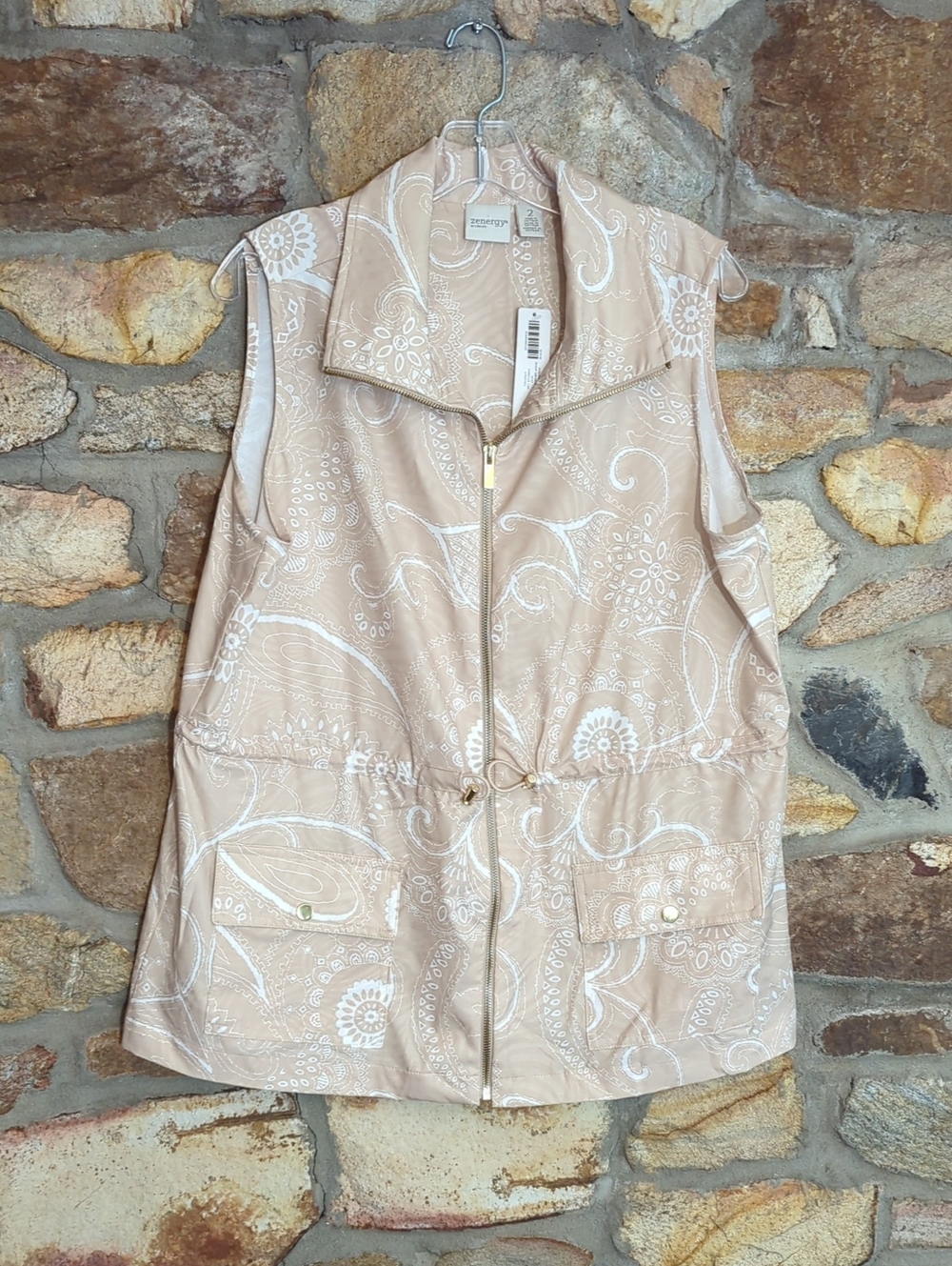 Chico's Canella Tan Paisley Print Vest with Gold Zip